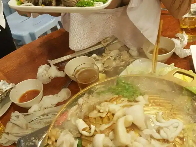 Khrua Thai Restaurant Food Photo 12