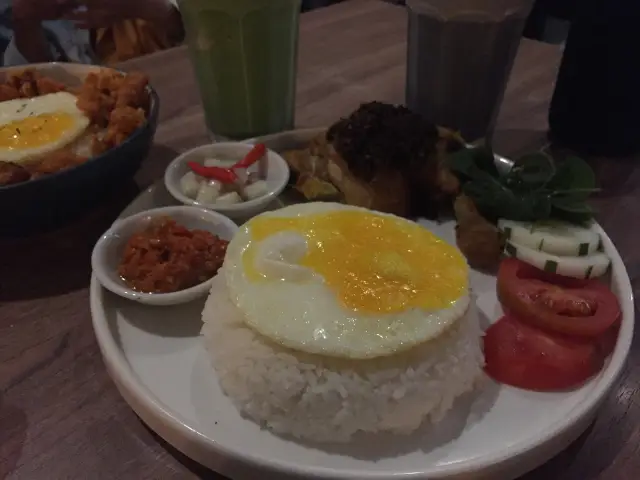 Gambar Makanan KonigCoffee&Bar 12