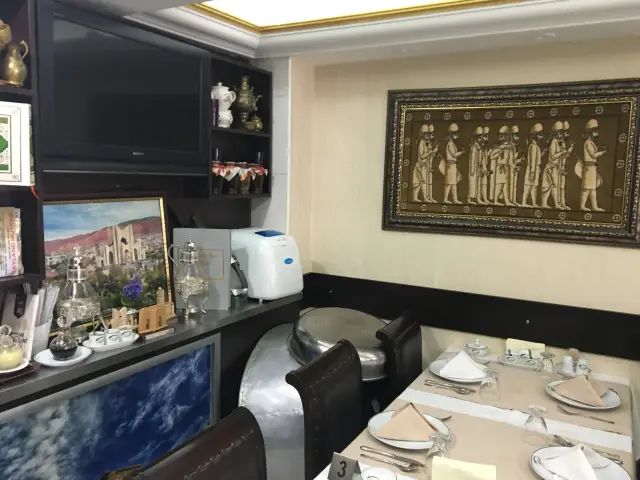 Asuman İran Restoranı'nin yemek ve ambiyans fotoğrafları 15