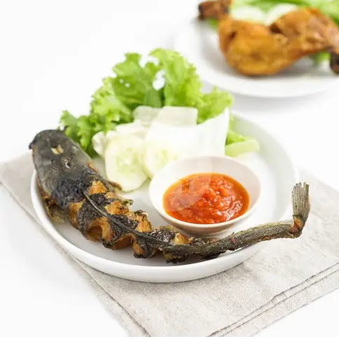 Gambar Makanan Ayam Penyet Surabaya, Palembang 12