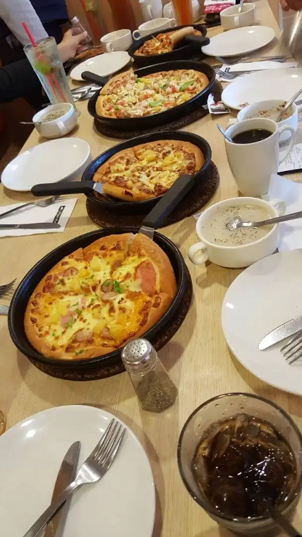 Pizza Hut Food Photo 13