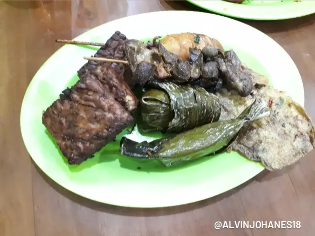 Gambar Makanan Warung Nasi Ibu Imas 11