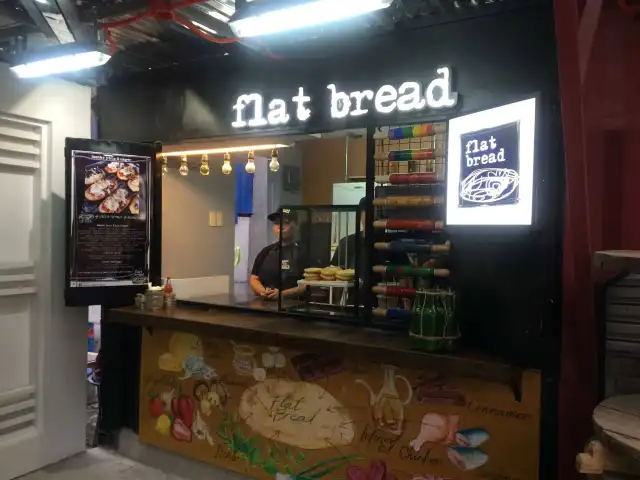 Flat Bread Food Photo 7