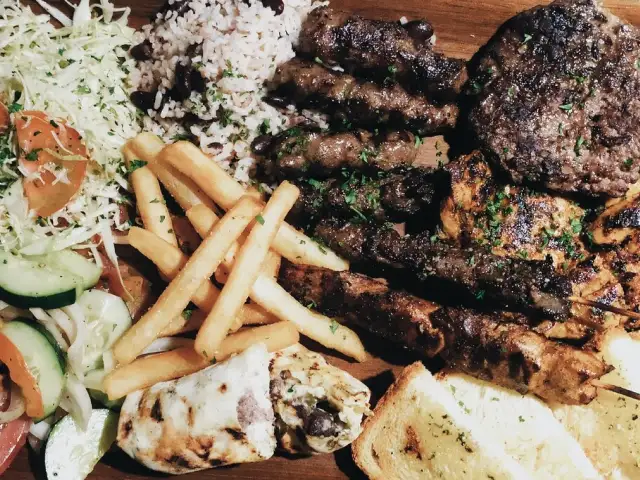 Gambar Makanan City Grill Mediterranean & Balkan Bbq 7