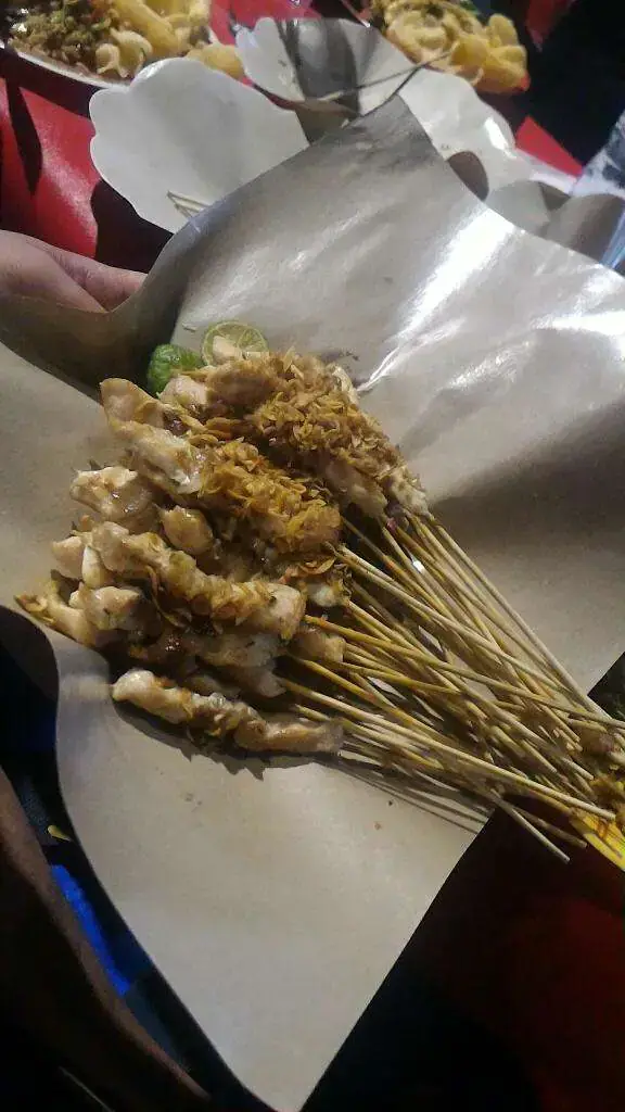 Gambar Makanan Nasi Gila & Sate Taichan Patung Panahan 9