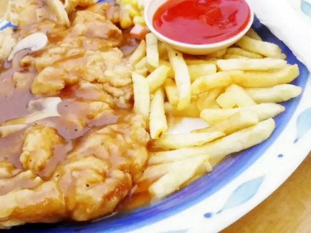 Restaurant Celah Kangkang Chicken Chop Food Photo 2