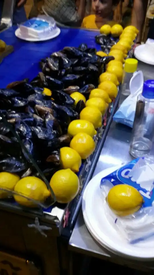 Şampiyon midye dolma'nin yemek ve ambiyans fotoğrafları 2