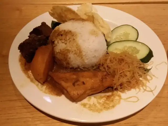 Gambar Makanan Kafe Betawi 8