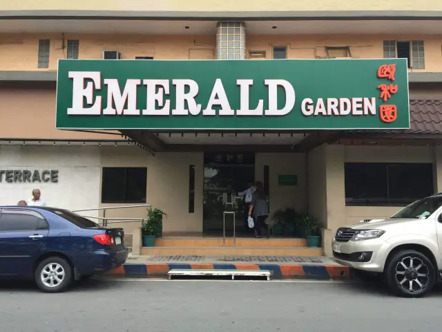 Emerald Garden Food Photo 2