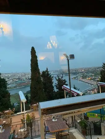 Aziyade Restaurant'nin yemek ve ambiyans fotoğrafları 1