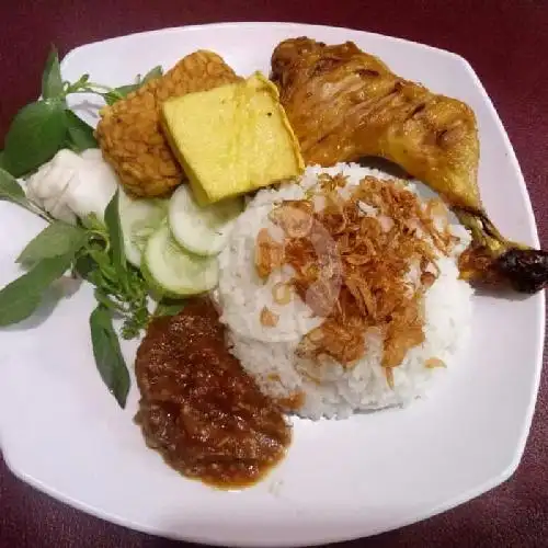 Gambar Makanan Warung Nur Siti Pecel Ayam Dan Bebek Kremes, Kalibata 11