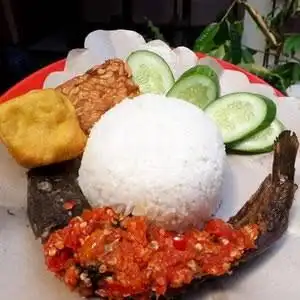 Gambar Makanan Geprek Uwak Mari, Semarang Utara 9