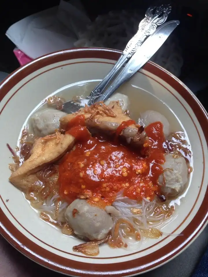 Bakso, depan kantor KPAI