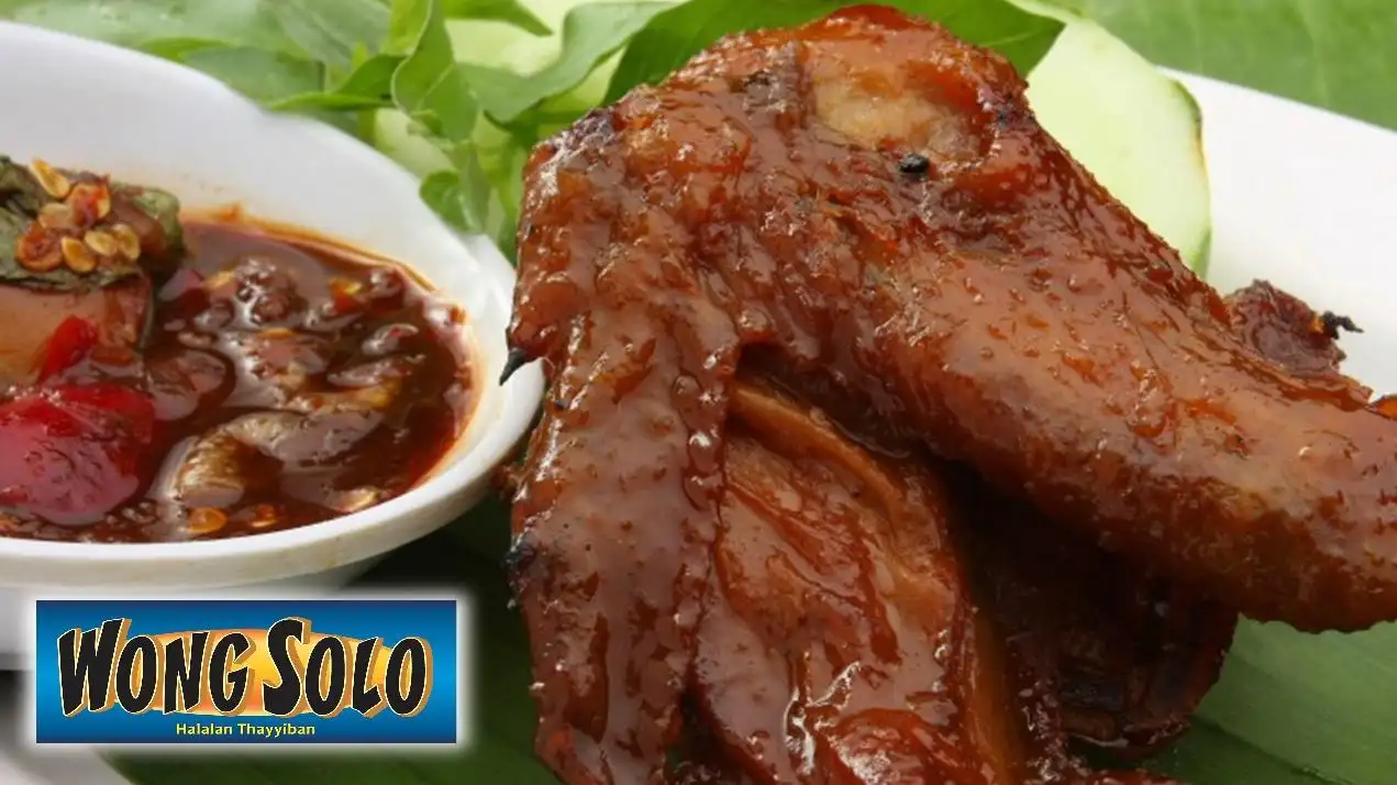 Ayam Bakar Wong Solo, Pramuka