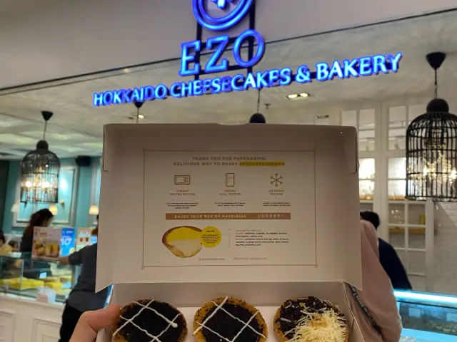Gambar Makanan Ezo Hokkaido Cheesecake & Bakery 7