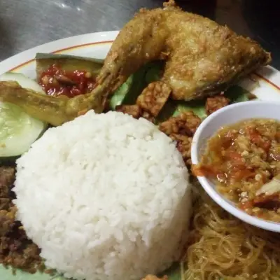 Ayam Bakar Wong Solo