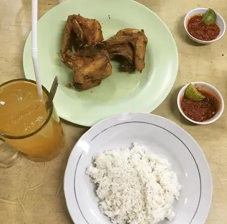 Gambar Makanan Ayam Goreng Tojoyo 2