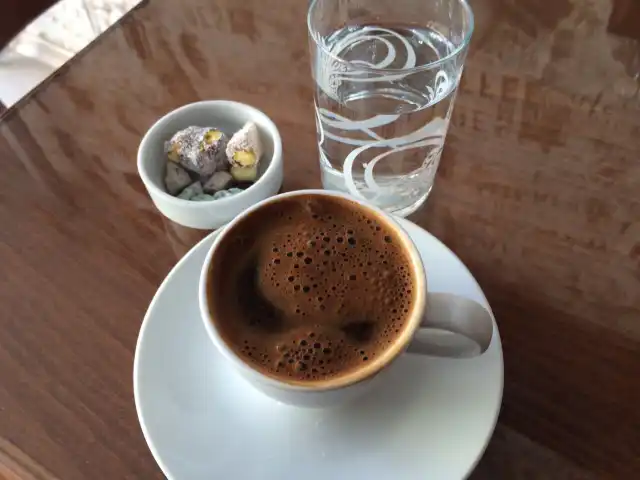 Bizim Cafe (Akhisar Köfte)