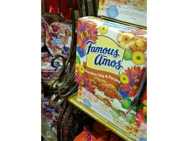 Famous Amos Food Photo 9