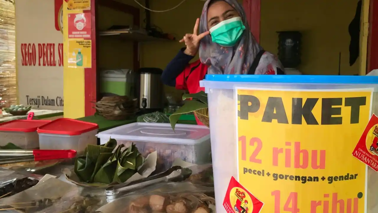 Sego Pecel Suroboyo Cak Mail Jatibening