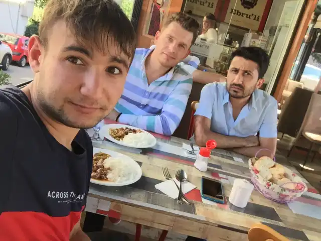 Ebru'li Cafe Bistro'nin yemek ve ambiyans fotoğrafları 17