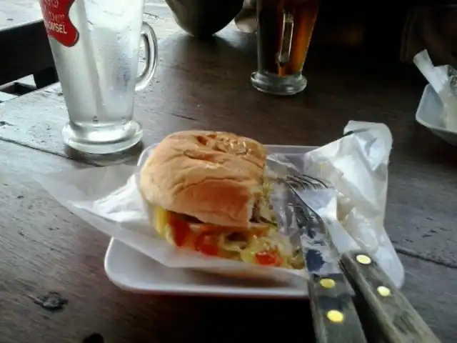 Gambar Makanan New Bleuber (Grilled Burger & Hot Dog Lovers) 7