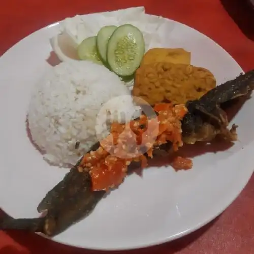 Gambar Makanan Ayam Gebug Mpo Reni  3