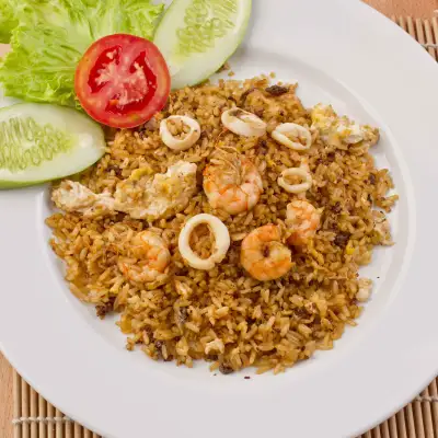 Tomyam & Seafood Spicy Kitchen dimiliki oleh Bumi Curry House