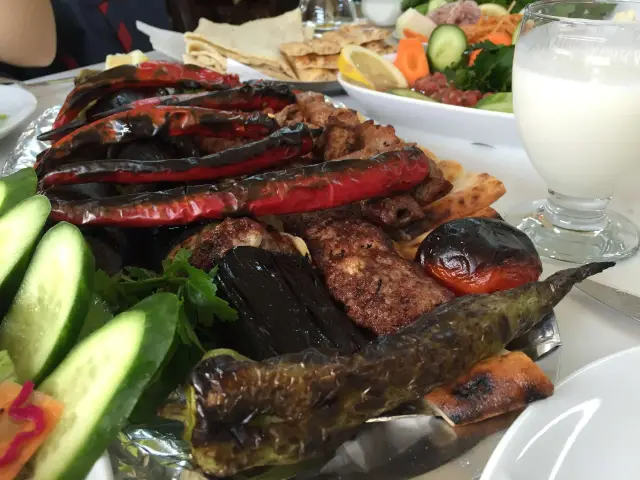 Oz Adana Patlican Kebap'nin yemek ve ambiyans fotoğrafları 29