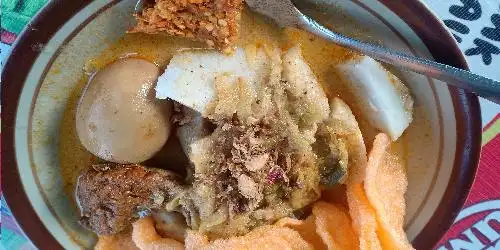 Ketupat Sayur E&A, Zeni