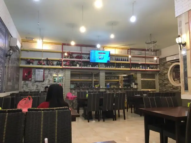 Gambar Makanan Cafe & Resto Tanjung 6