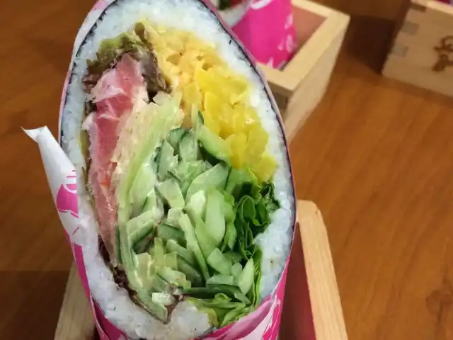 Gambar Makanan Sushi Burrito 15