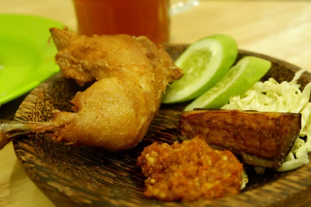 Ayam Goreng Mamsus