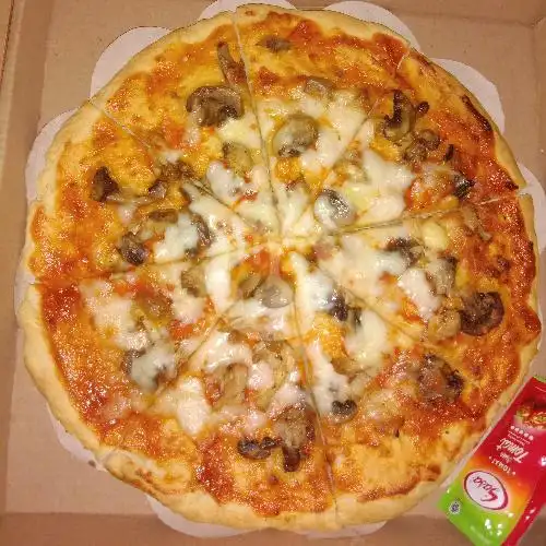 Gambar Makanan Adeks Pizza, Jl kertapura dpn SalonYudiana 2