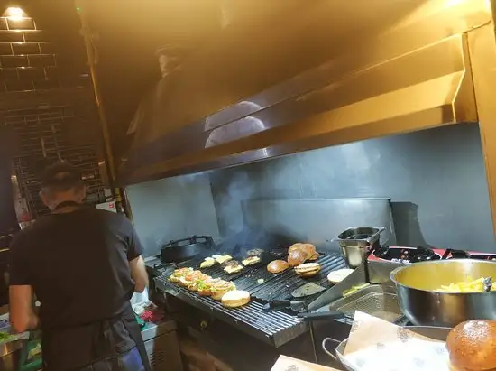 Gorill Burger House'nin yemek ve ambiyans fotoğrafları 15