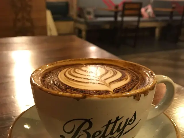 Bettys Coffee Roaster'nin yemek ve ambiyans fotoğrafları 28