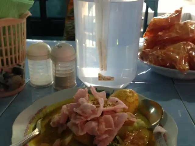 Gambar Makanan Lontong Gulai Mama Bet 2