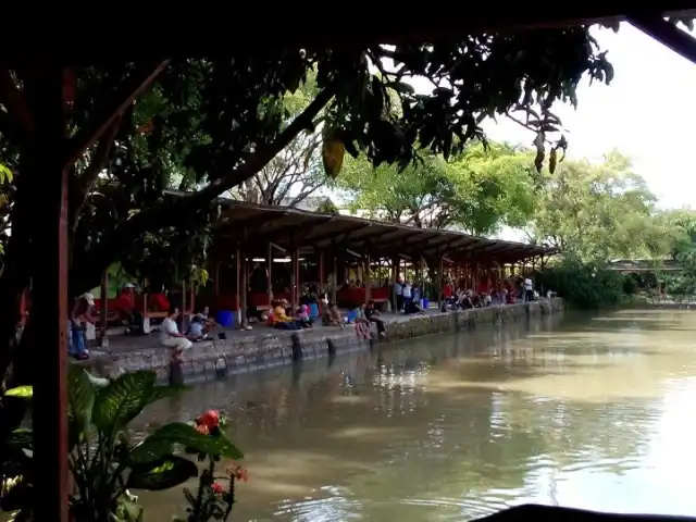 Gambar Makanan Mang AJO (Restoran dan Pemancingan) 15