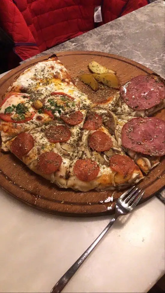 Pizza Argentina'nin yemek ve ambiyans fotoğrafları 18