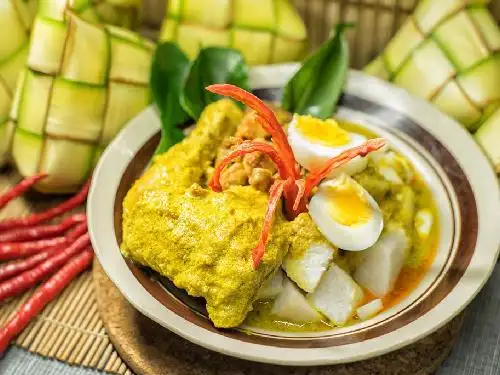 Ketupat/lontong Sayur Mamah Amy