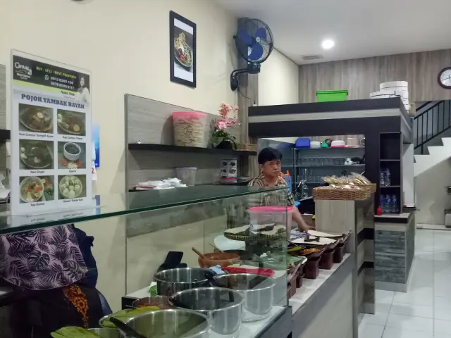 Gambar Makanan Depot Nasi Campur Pojok Tambak Bayan 4