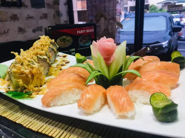 Makimoto Sushi Bar & Restaurant Food Photo 18