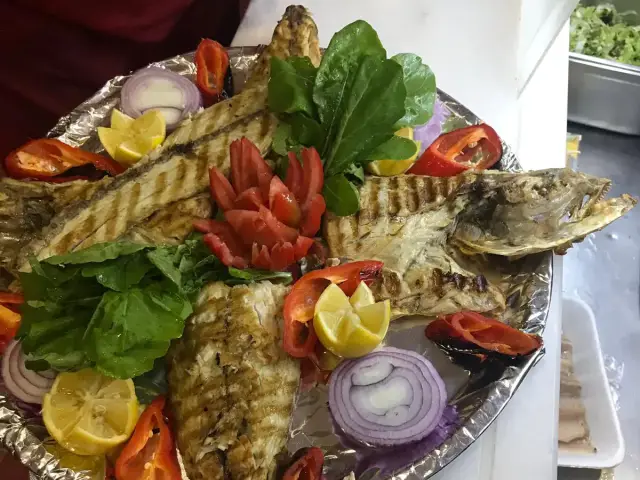 Tarihi Kumkapı Balıkçısı'nin yemek ve ambiyans fotoğrafları 8