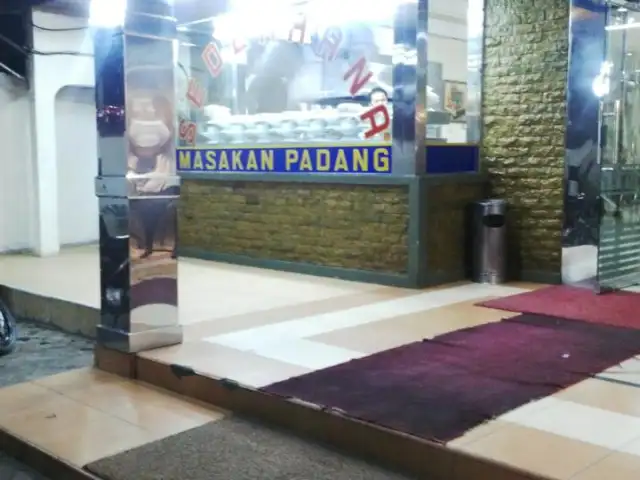 Gambar Makanan Restoran Sederhana Masakan Padang 13