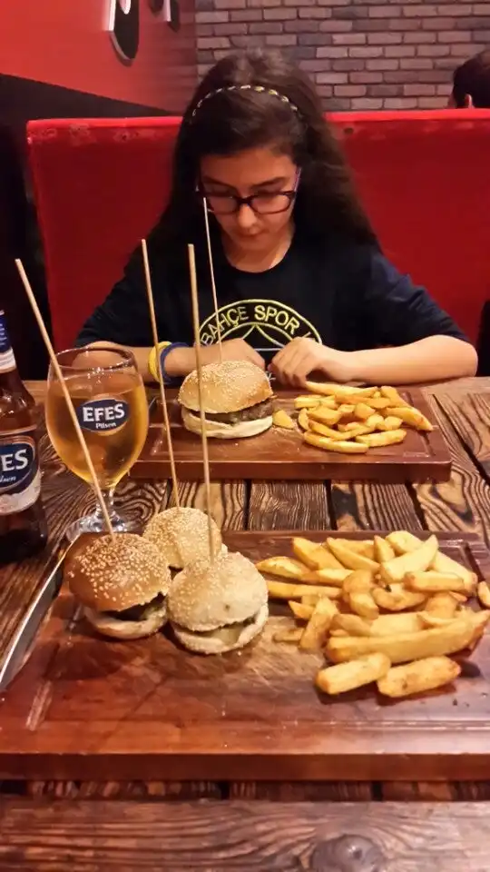 Beeves Burger&Steakhouse'nin yemek ve ambiyans fotoğrafları 18