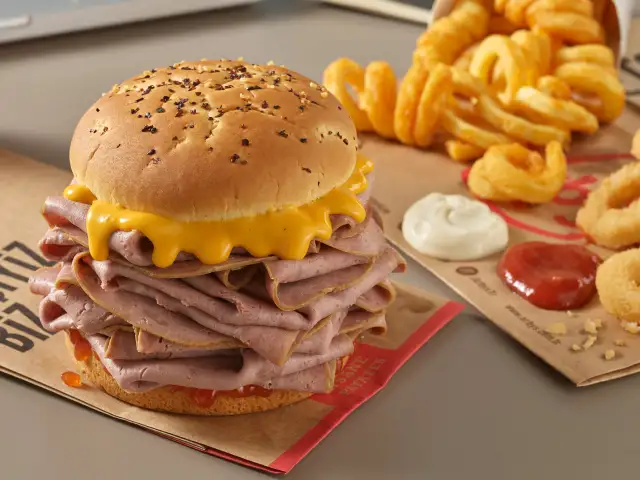 Arby's'nin yemek ve ambiyans fotoğrafları 1