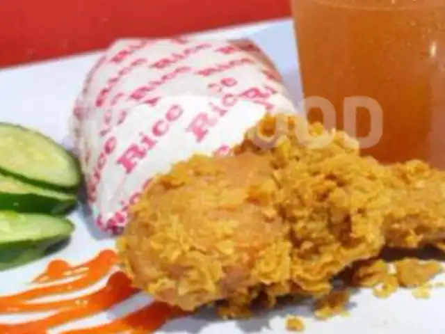 Gogo Fried Chicken, Tiara Dewata Food Court