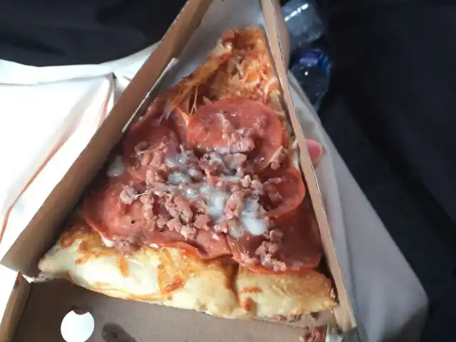 Gambar Makanan NYC Pizza 17