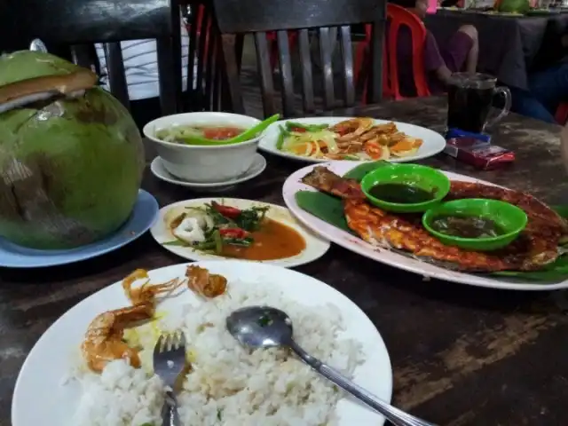 Seri Mesra Ikan Bakar & Seafood Food Photo 8