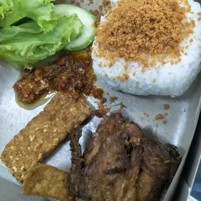 Ayam Goreng Karawaci